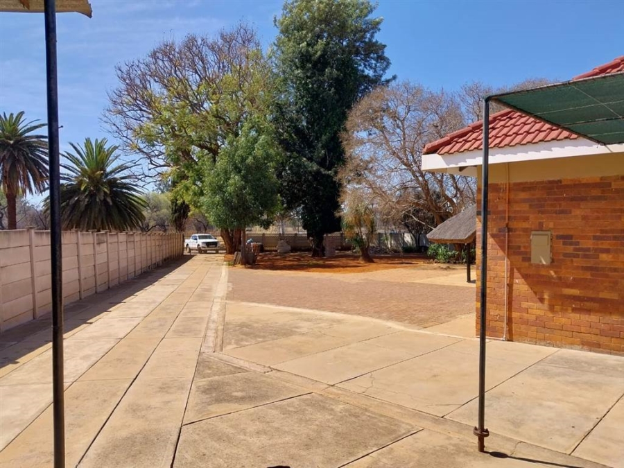 3 Bedroom Property for Sale in Stilfontein North West